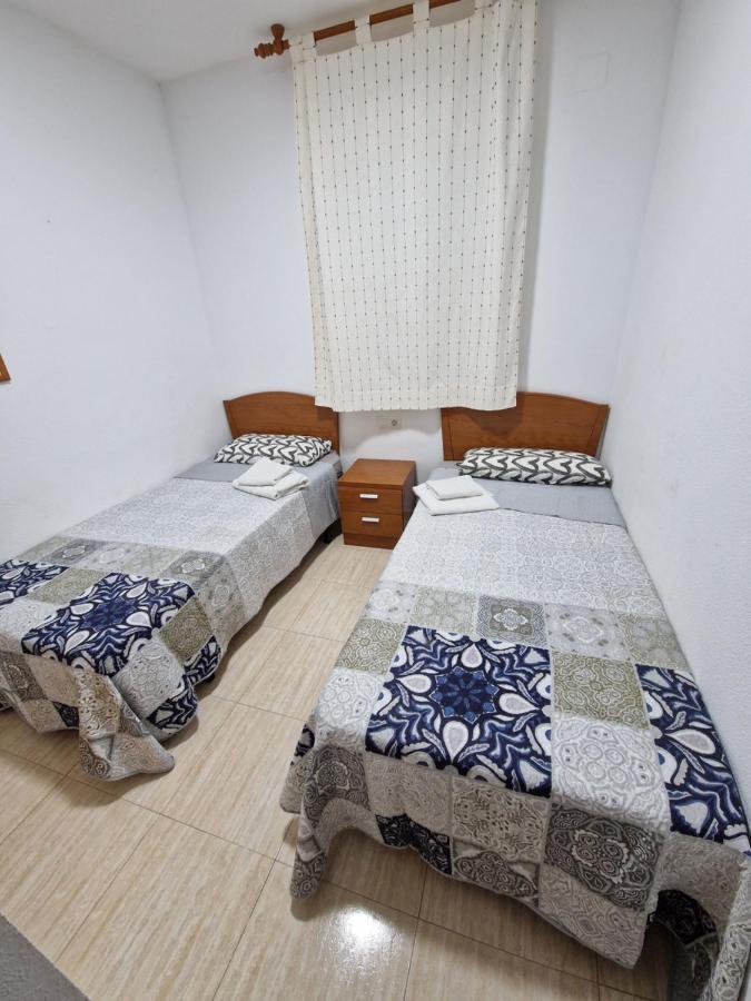 Schoene Ferienwohnung Ca. 350M Vom Strand Entfernt Оропеса-дель-Мар Экстерьер фото