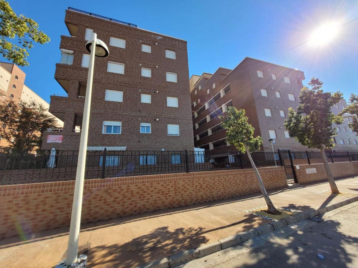 Schoene Ferienwohnung Ca. 350M Vom Strand Entfernt Оропеса-дель-Мар Экстерьер фото
